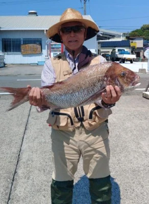 瀬渡し 浜栄丸の2025年5月13日(火)2枚目の写真