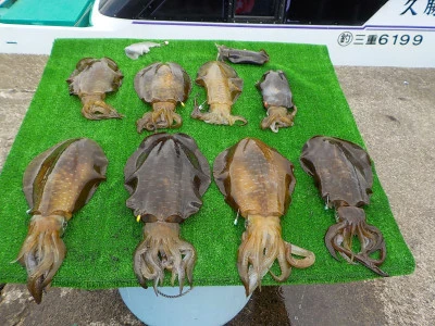 釣り船 久勝丸の2025年5月31日(土)4枚目の写真
