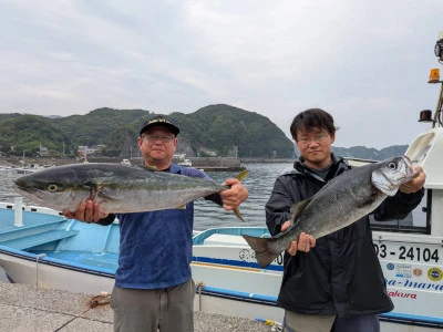 渡船民宿倉の下の2025年6月7日(土)2枚目の写真