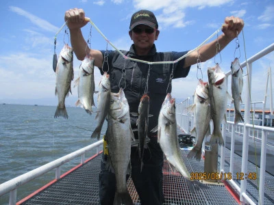 尼崎市立魚つり公園の2025年6月16日(月)1枚目の写真