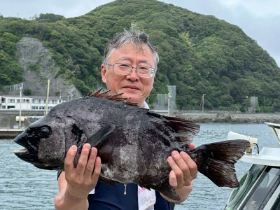渡船民宿倉の下の2025年6月24日(火)1枚目の写真