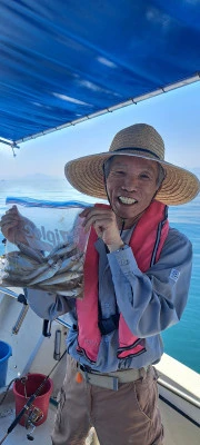 釣り船くわだの2025年6月25日(水)4枚目の写真