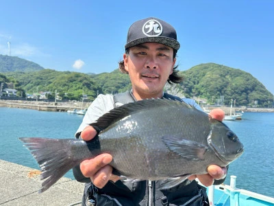 渡船民宿倉の下の2025年6月27日(金)1枚目の写真