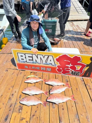 海上釣堀 辨屋の2025年7月26日(土)4枚目の写真
