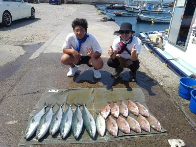海上つり堀まるやの2025年8月5日(火)1枚目の写真