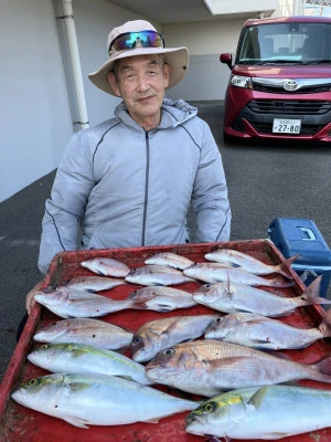 奥村釣船の2025年8月28日(木)1枚目の写真