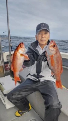 信栄丸の2025年10月18日(土)5枚目の写真