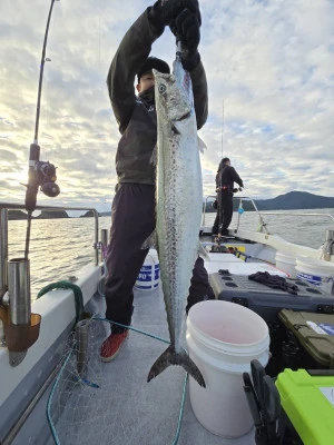 名勝丸の2025年10月23日(木)4枚目の写真