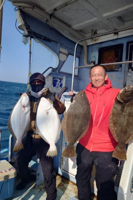 釣り船 秀進丸の2025年11月18日(火)1枚目の写真