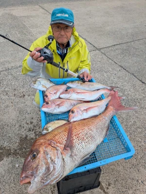 共栄丸の2025年11月18日(火)2枚目の写真