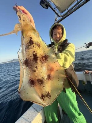 菜々海IIの2025年11月28日(金)1枚目の写真