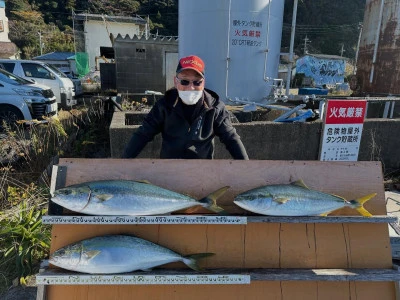 大島フィッシングの2025年12月31日(水)5枚目の写真