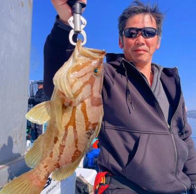 オーシャンサポートサービス 代々丸の2026年2月14日(土)1枚目の写真