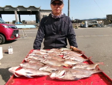 奥村釣船の2026年2月28日(土)3枚目の写真