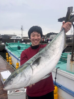 海上釣堀 辨屋の2026年3月2日(月)3枚目の写真