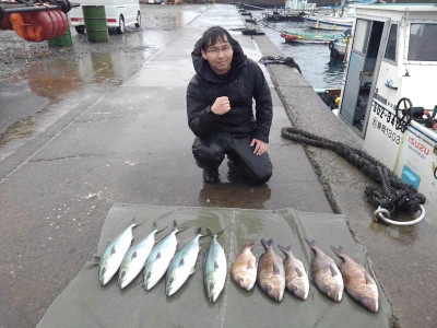 海上つり堀まるやの2026年3月3日(火)1枚目の写真