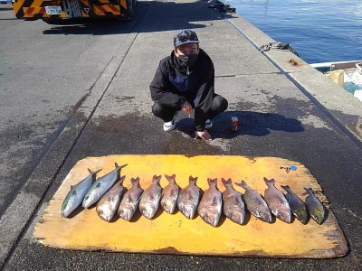海上つり堀まるやの2026年3月4日(水)1枚目の写真