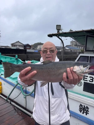 海上釣堀 辨屋の2026年3月3日(火)1枚目の写真