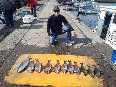 海上つり堀まるやの2026年3月7日(土)1枚目の写真