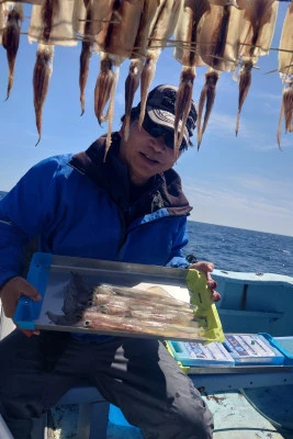 釣り船 秀進丸の2026年4月12日(日)3枚目の写真
