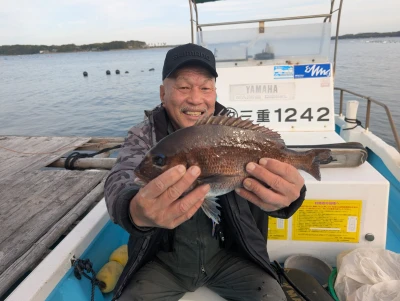 【2026年最新】三重県浜島町塩屋 あご湾釣りセンターの釣果詳細|釣りビジョン