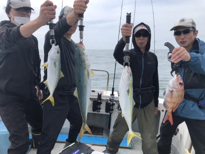 ARCADIA SALTWATER SERVICEの2026年5月3日(日)3枚目の写真