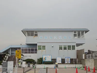 横浜フィッシングピアーズ・本牧海づり施設