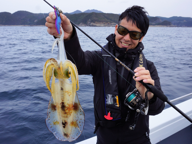 とことんエギパラダイス 129 和歌山県田辺の旅 特別編！代打・祐子おねぃさんでティップランなり！ 6