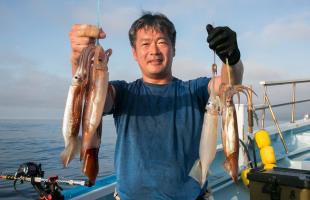 ［スルメイカがうまい！］食味も釣り味も最高のターゲットを釣りに行こう！千葉県勝浦川津港『不動丸』