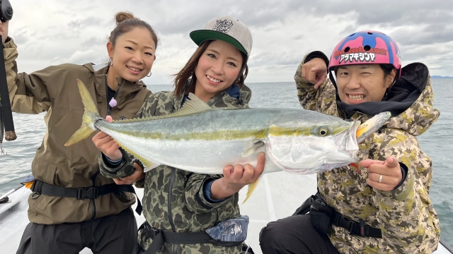 休日は釣りに夢中！ 43 大阪湾でブリトップゲームに夢中！