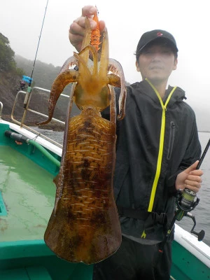 釣り船 久勝丸の2024年4月29日(月)3枚目の写真